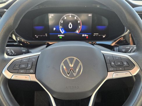 Used 2022 Volkswagen Taos S image 24