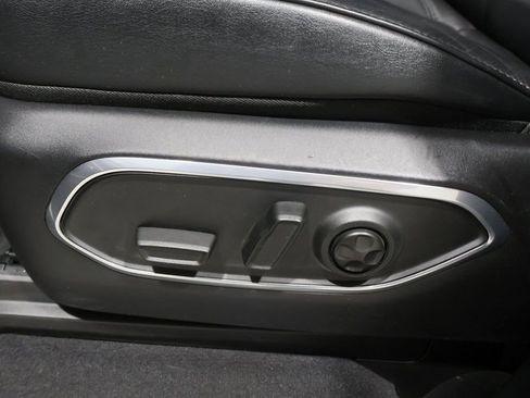 Used 2023 Jeep Wagoneer Series II image 9