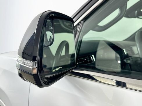 Used 2023 Jeep Grand Wagoneer 4WD image 41