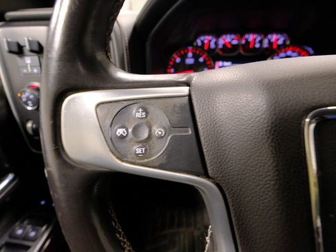 Used 2015 GMC Sierra 1500 SLE w/ SLE Value Package image 38