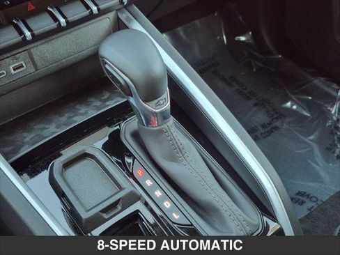 Used 2026 Chevrolet Colorado LT RWD image 16