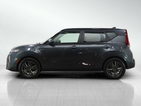Used 2021 Kia Soul EX image 2