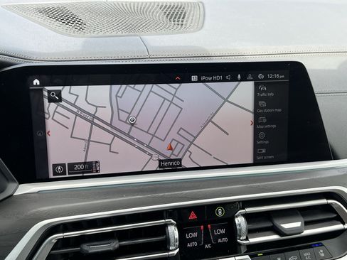 Used 2022 BMW X7 xDrive40i w/ Premium Package AWD/4WD image 17