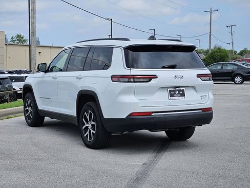 Used 2024 Jeep Grand Cherokee L Limited w/ Luxury Tech Group II AWD/4WD image 3