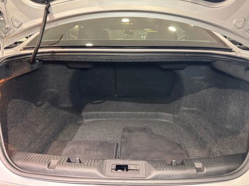 Used 2013 Ford Taurus SHO image 39