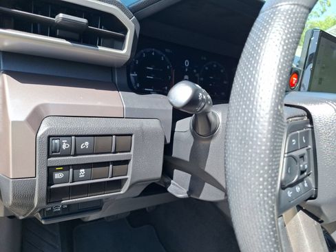 Used 2024 Toyota Tacoma TRD Off-Road AWD/4WD image 19