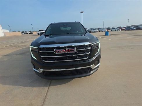 Used 2024 GMC Acadia Elevation FWD image 5