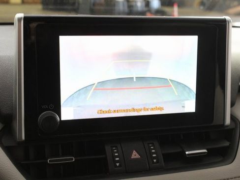 Used 2024 Toyota RAV4 XLE Premium image 14