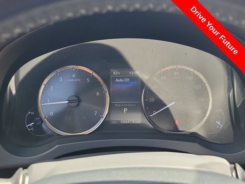 Used 2018 Lexus IS 300 w/ Accessory Package RWD image 9