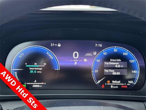 Used 2023 Toyota Crown XLE image 22