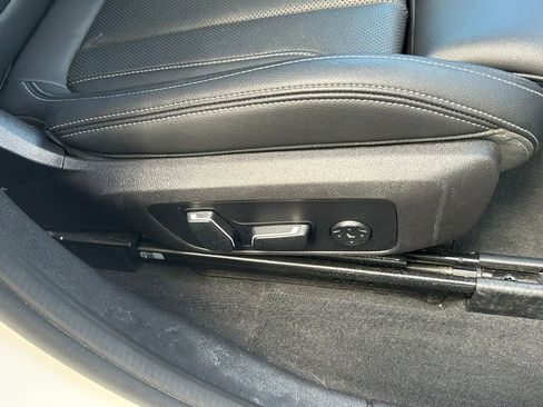 Used 2024 BMW X3 sDrive30i image 31