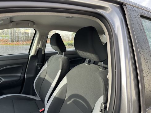 Used 2025 Nissan Versa S w/ S Plus Package image 15