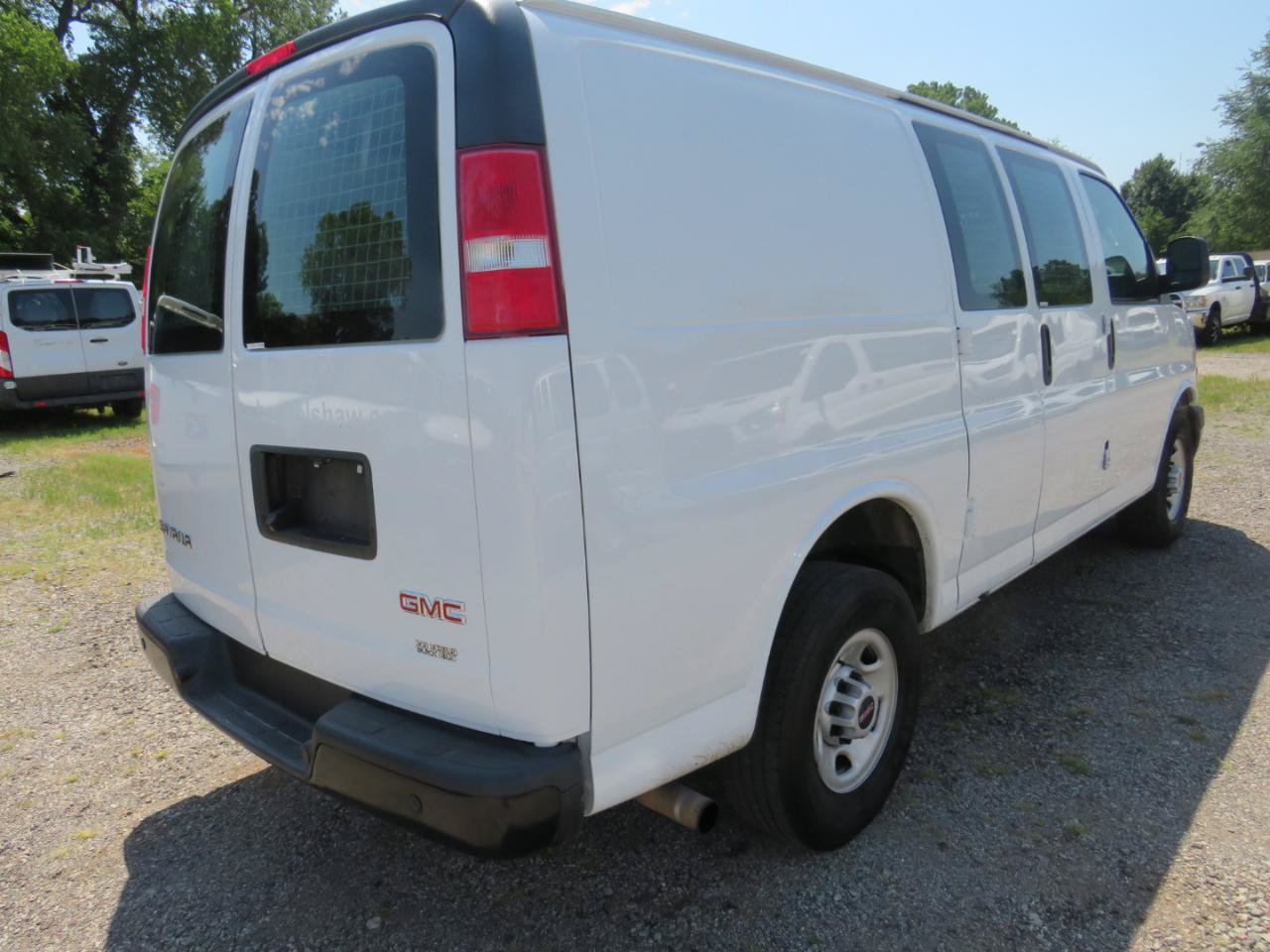 Used 2018 GMC Savana 2500 w/ Driver Convenience Package RWD image 5