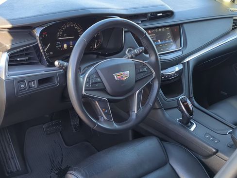 Used 2018 Cadillac XT5 Luxury image 14