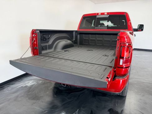 New 2026 RAM 2500 Big Horn AWD/4WD image 7