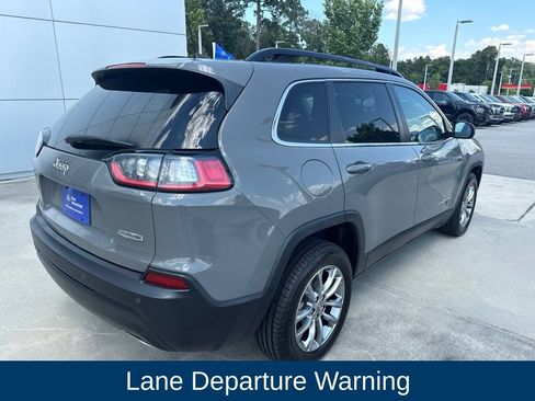 Used 2022 Jeep Cherokee Latitude Lux w/ Sun & Sound Group FWD image 6