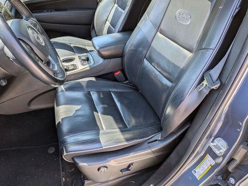 Used 2019 Jeep Grand Cherokee Overland AWD/4WD image 25