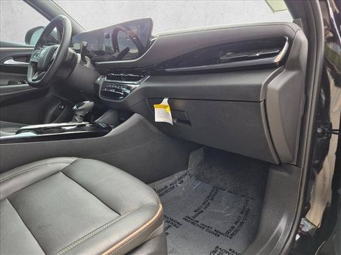 Used 2025 Buick Envista Avenir FWD image 23