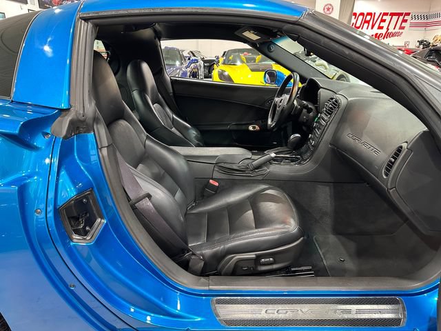 Used 2010 Chevrolet Corvette Coupe w/ Preferred Equipment Group RWD image 10