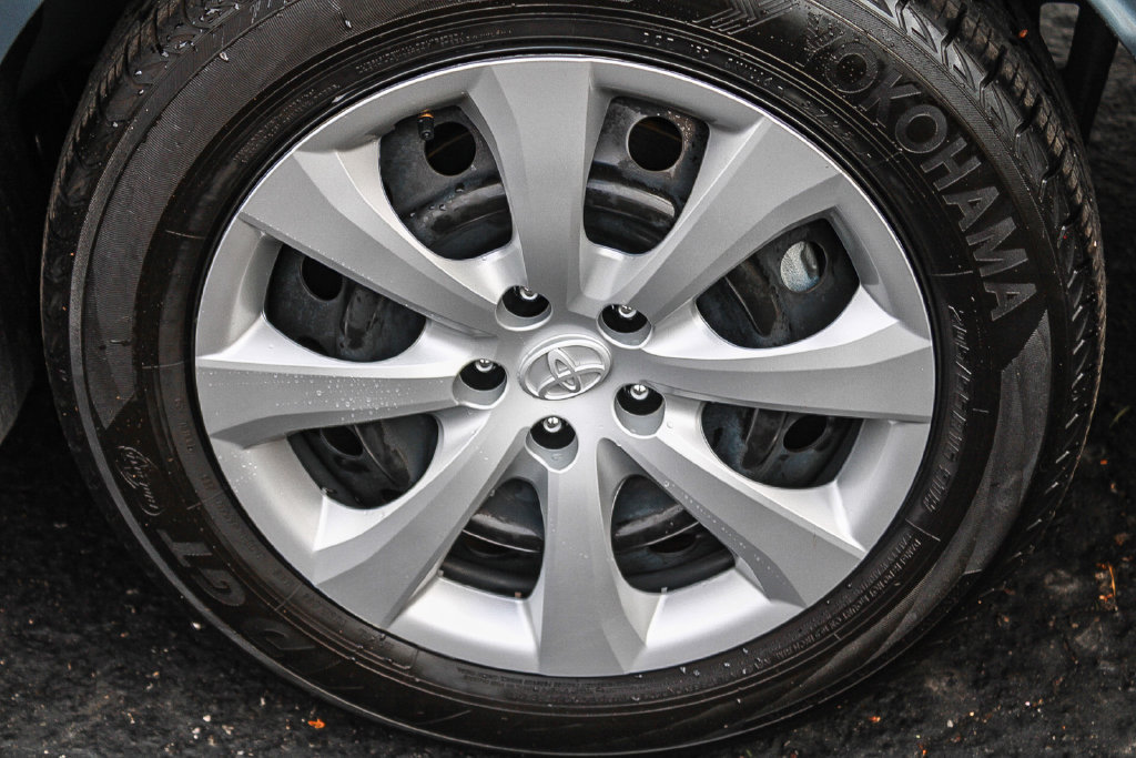 Used 2026 Toyota Corolla LE FWD image 11