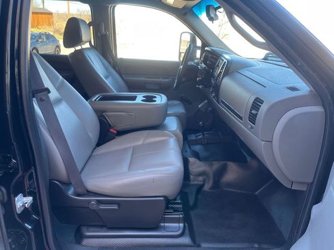 Used 2008 Chevrolet Silverado 3500 W/T image 21