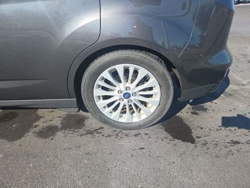 Used 2018 Ford C-MAX SE w/ Equipment Group 202A image 16