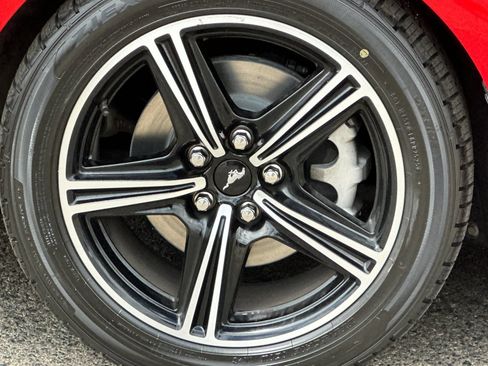 Used 2024 Ford Mustang Coupe RWD image 36