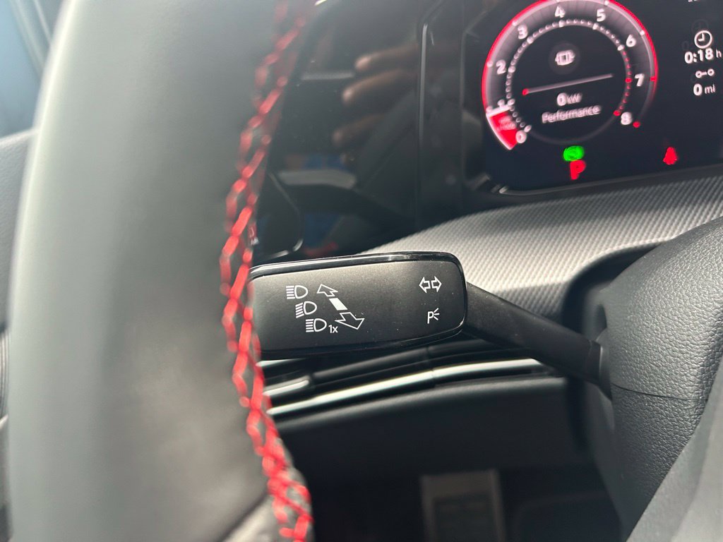 New 2026 Volkswagen GTI SE FWD image 21