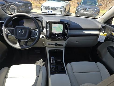 New 2026 Volvo XC40 B5 Plus w/ Climate Package AWD/4WD image 21