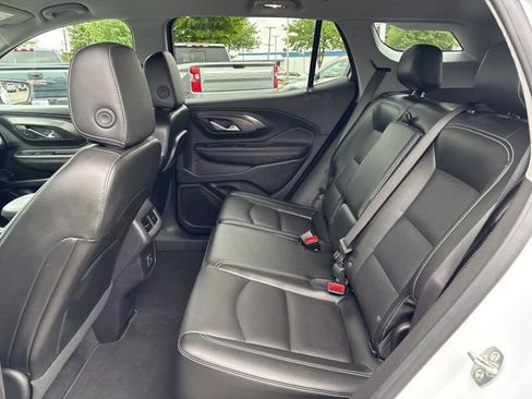 Used 2024 GMC Terrain SLT AWD/4WD image 13