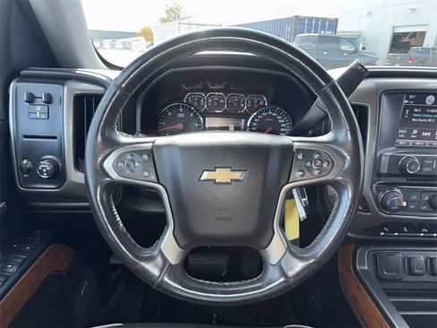 Used 2017 Chevrolet Silverado 1500 High Country image 18