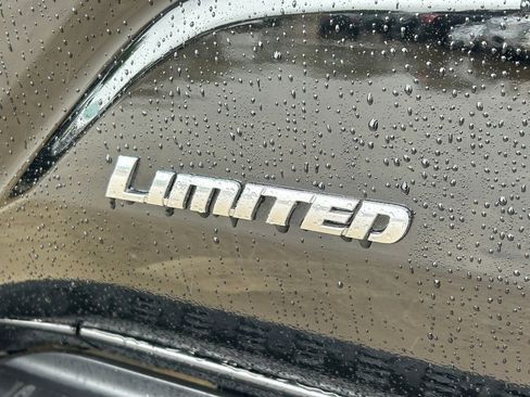 Used 2025 Toyota 4Runner Limited image 14