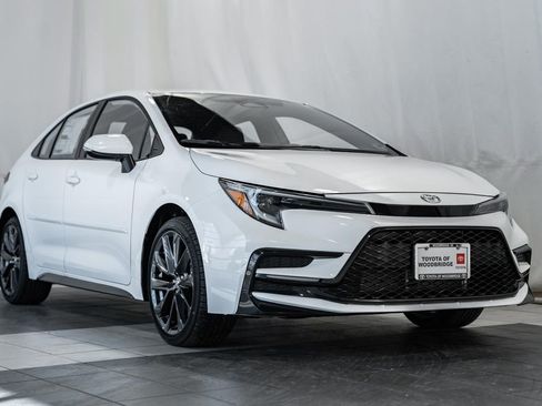 New 2026 Toyota Corolla SE image 1
