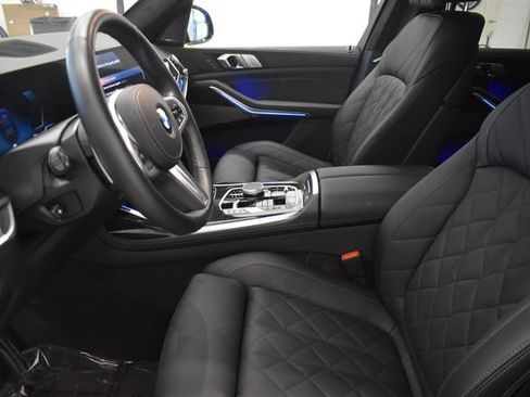 Used 2026 BMW X7 xDrive40i w/ M Sport Package AWD/4WD image 22