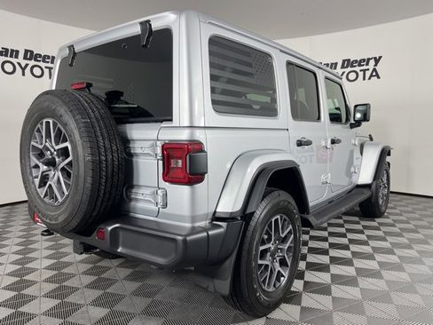 Used 2024 Jeep Wrangler Sahara w/ Technology Group image 25