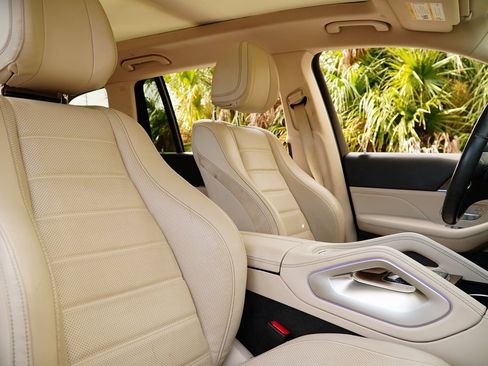 Used 2020 Mercedes-Benz GLS 450 GLS 450 image 16