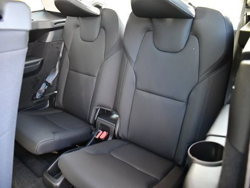 New 2026 Volvo XC90 B6 Plus w/ Protection Package Premier image 16