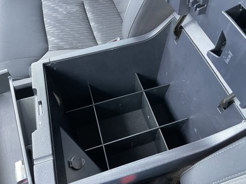 Used 2019 Toyota Tundra SR5 image 46