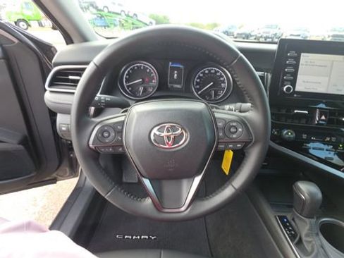 Used 2023 Toyota Camry SE FWD image 24