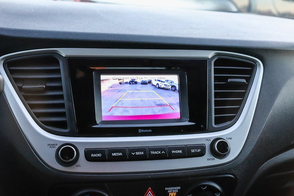 Used 2022 Hyundai Accent FWD image 26