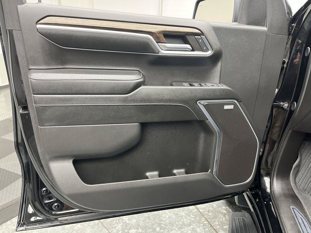 Certified 2024 GMC Sierra 1500 Elevation w/ Elevation Premium Package AWD/4WD image 8