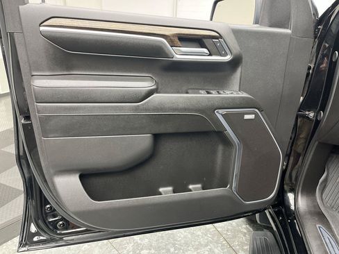 Certified 2024 GMC Sierra 1500 Elevation w/ Elevation Premium Package AWD/4WD image 8