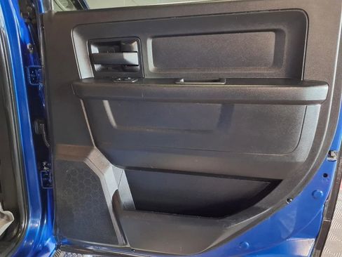 Used 2018 RAM 2500 Tradesman w/ Chrome Appearance Group AWD/4WD image 11