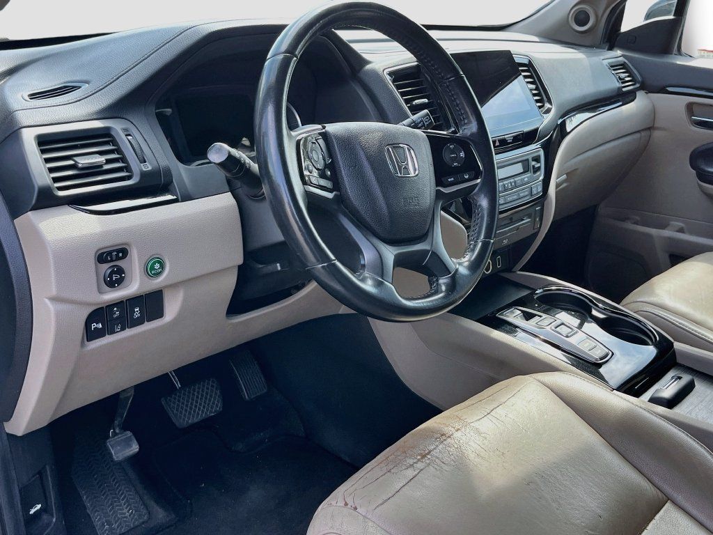 Used 2019 Honda Pilot Touring image 9