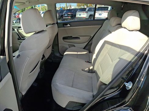 Used 2019 Kia Sportage LX image 10