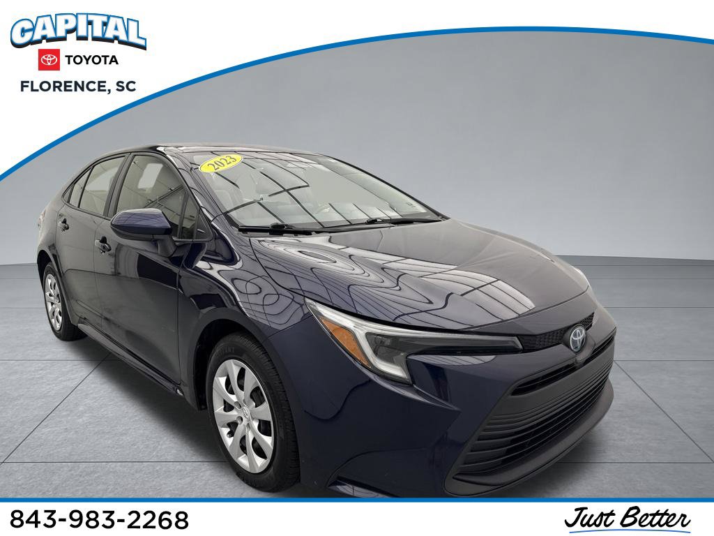 Used 2023 Toyota Corolla LE FWD image 1