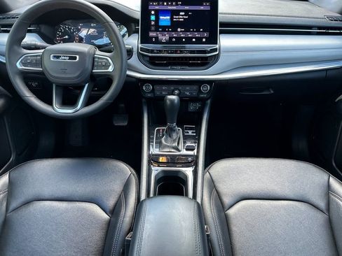 Used 2024 Jeep Compass Limited image 13