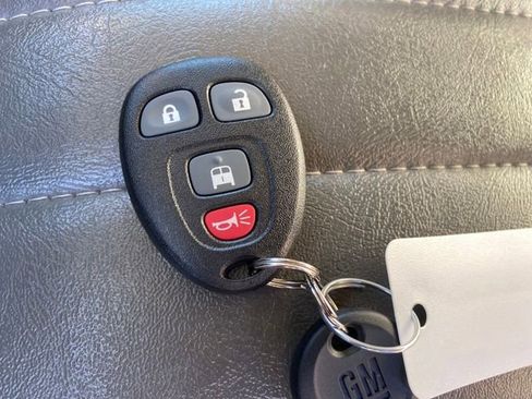 Used 2024 Chevrolet Express 2500 Extended image 19