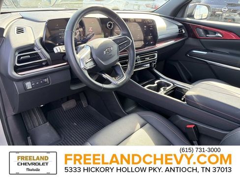 Used 2025 Chevrolet Traverse Z71 w/ Driver Confidence Package image 26