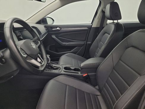 Used 2024 Volkswagen Jetta SE FWD image 17